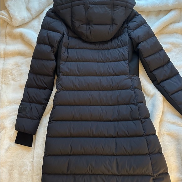 Brand new BURBERRY NEWBRIDGE Hooded Down Quilted Puffer Coat with tags. - Picture 3 of 10